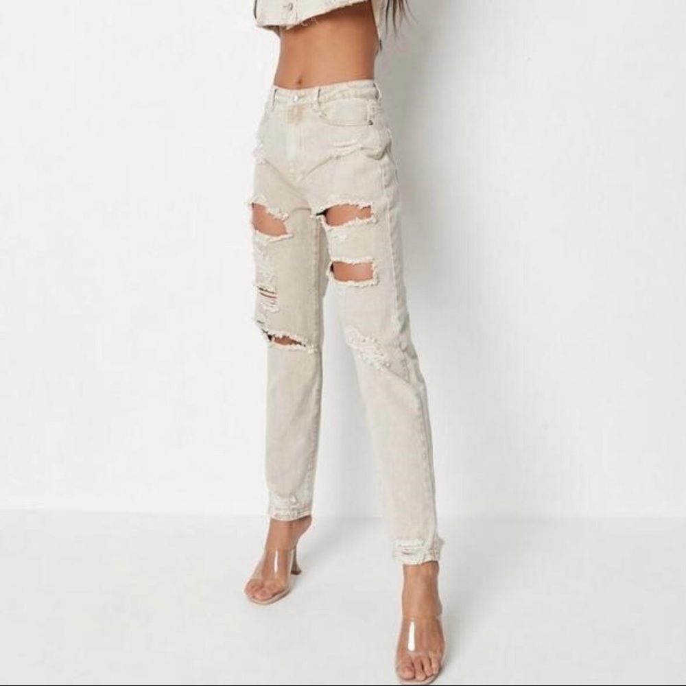 Missguided ripped mom jeans - Picture 2 of 11
